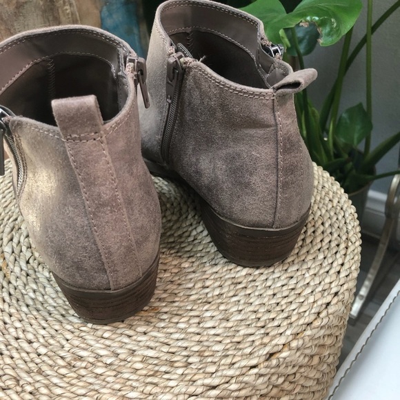 Carlos Santana Suede Booties - Picture 6 of 8